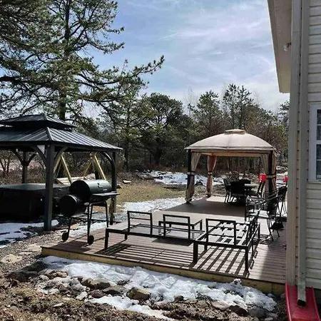 Quiet Private House W Hot Tub/Fire Pit/Games Villa Blakeslee Exterior photo